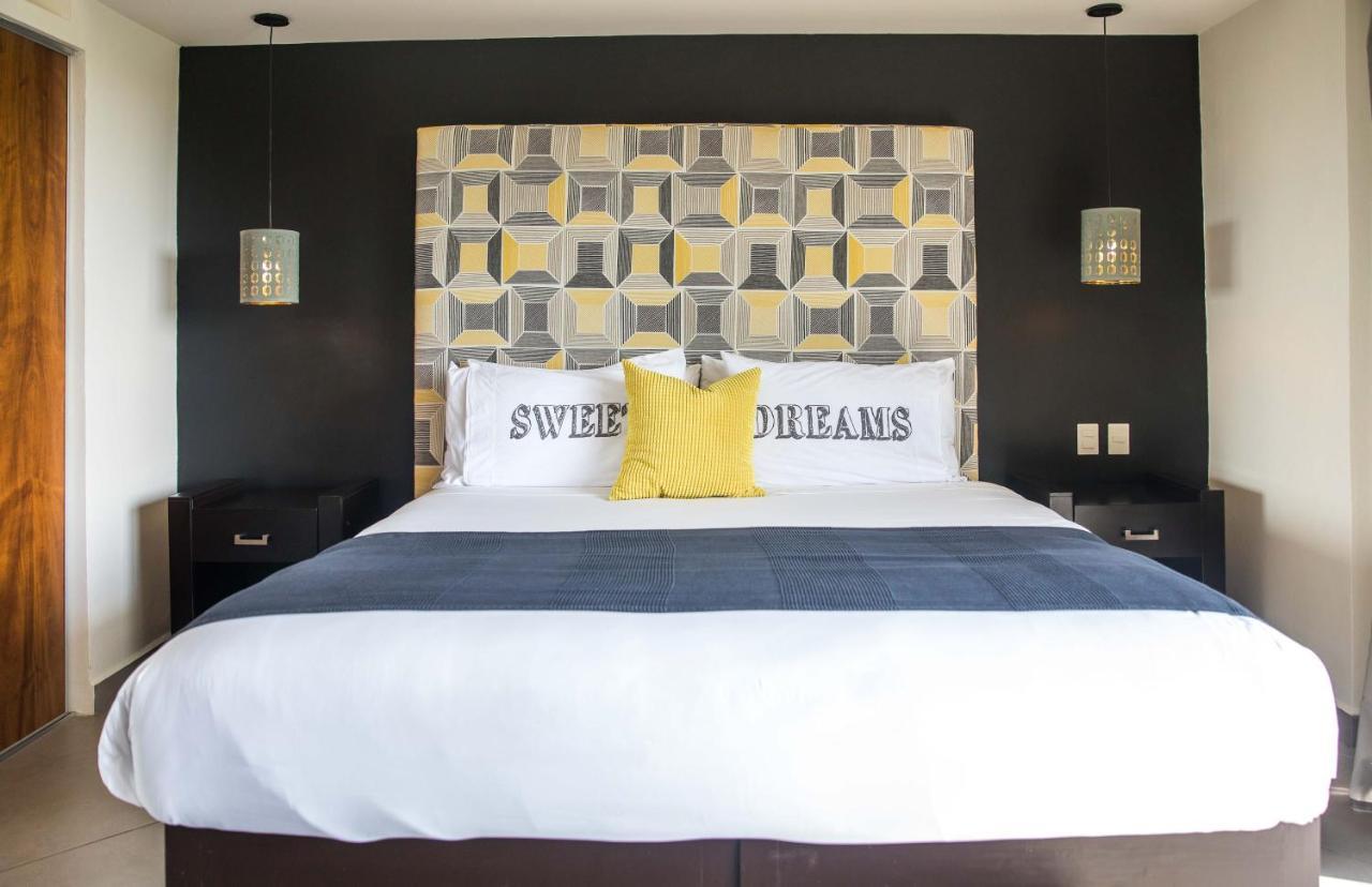 Honey B Suites Playa del Carmen Buitenkant foto