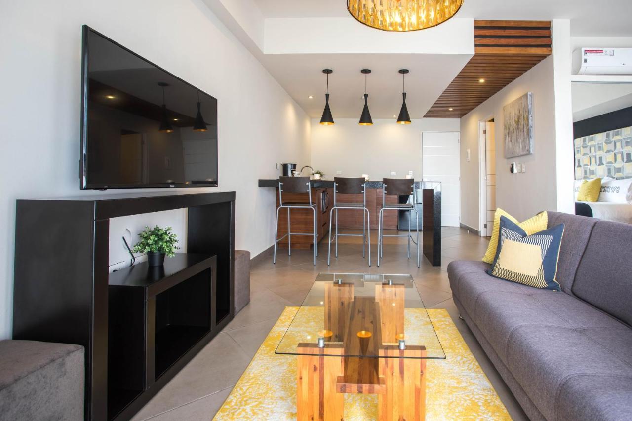 Honey B Suites Playa del Carmen Buitenkant foto