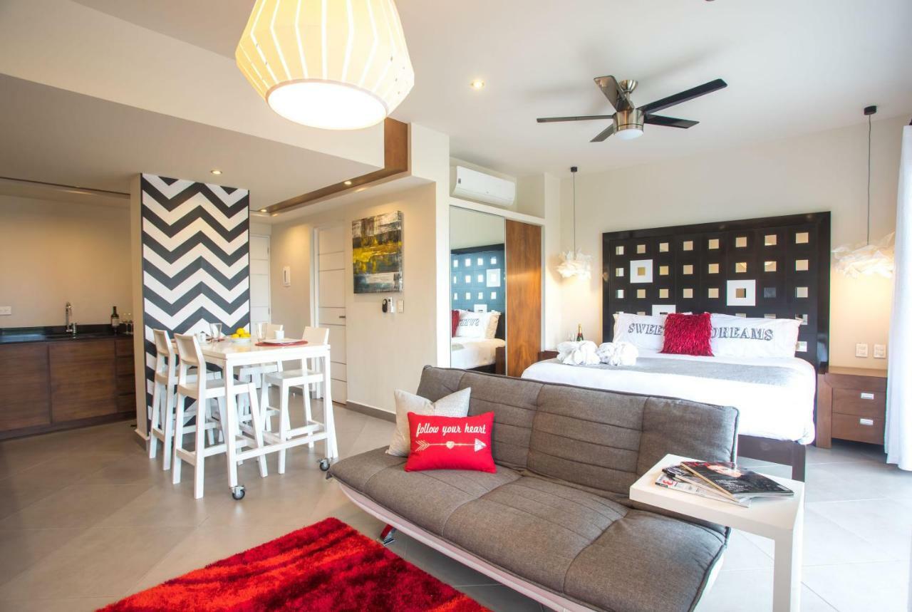 Honey B Suites Playa del Carmen Buitenkant foto