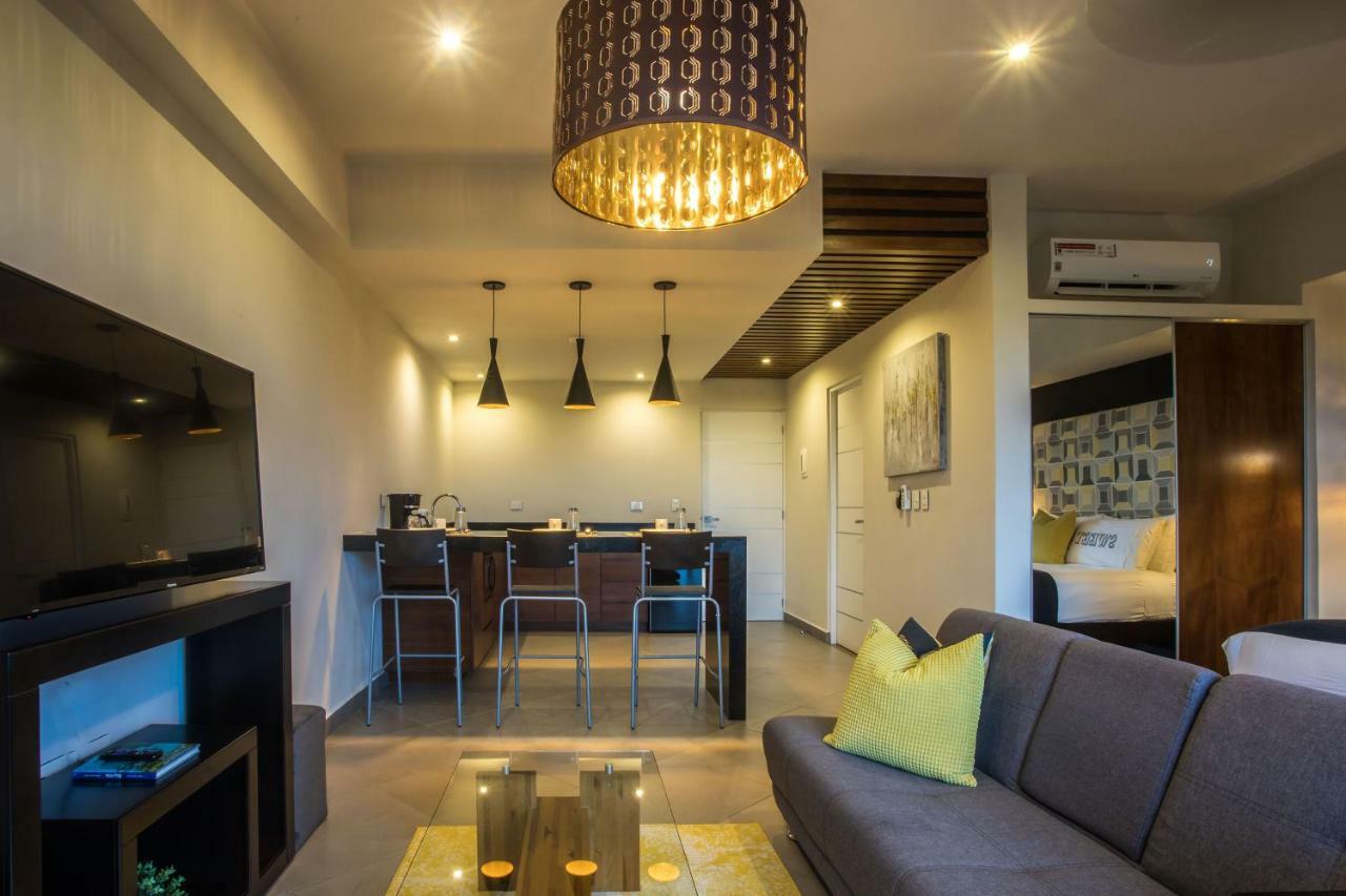 Honey B Suites Playa del Carmen Buitenkant foto