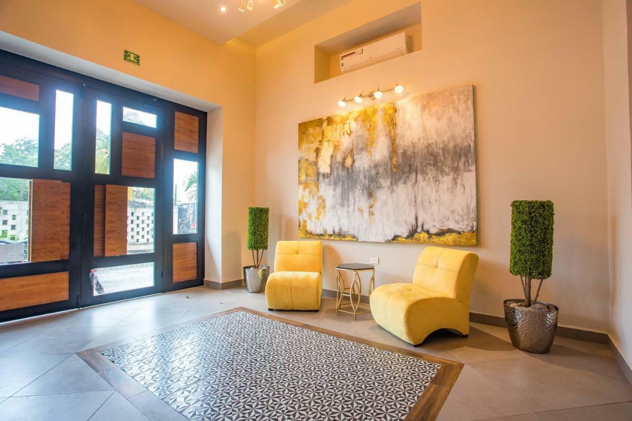 Honey B Suites Playa del Carmen Buitenkant foto