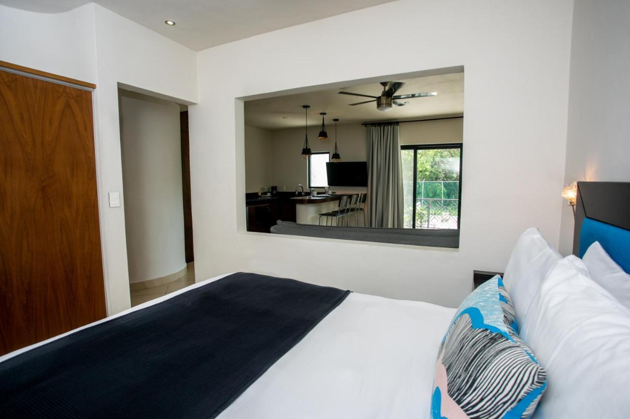 Honey B Suites Playa del Carmen Buitenkant foto